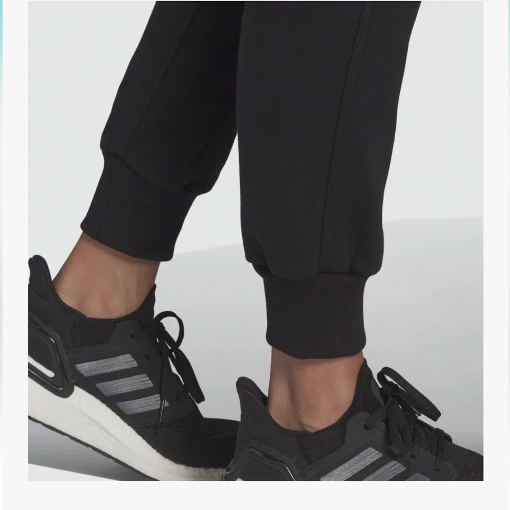 Adidas Jogger/Sweatpant - Picture 6 of 14